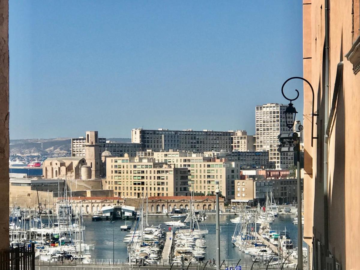 Luxe Calme Et Volupte Avec Vue Panoramique Sur Le Vieux Port