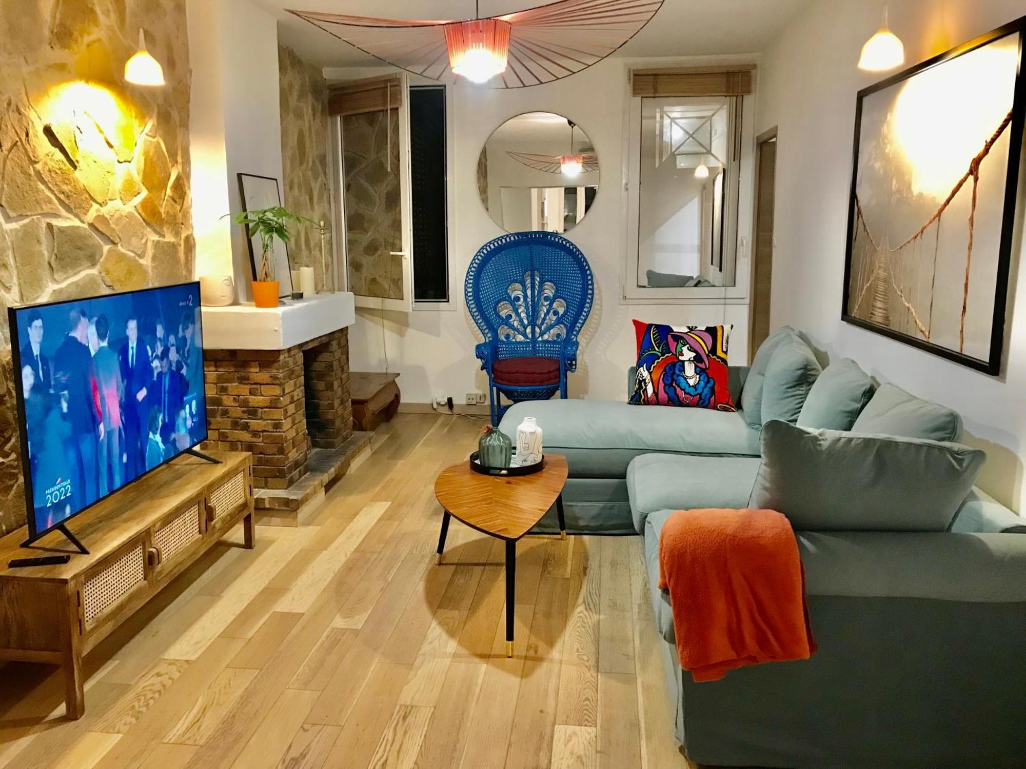Apartment Luxe Calme Et Volupte Avec Vue Panoramique Sur Le Vieux Port Marseille